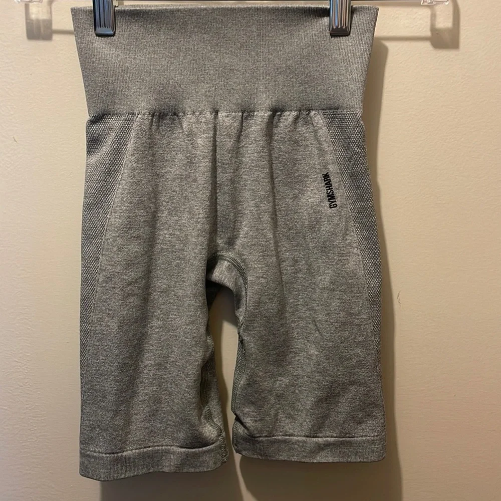 Gymshark shorts - Picture 2 of 7